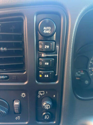 2005 Chevrolet Suburban 2500 LT