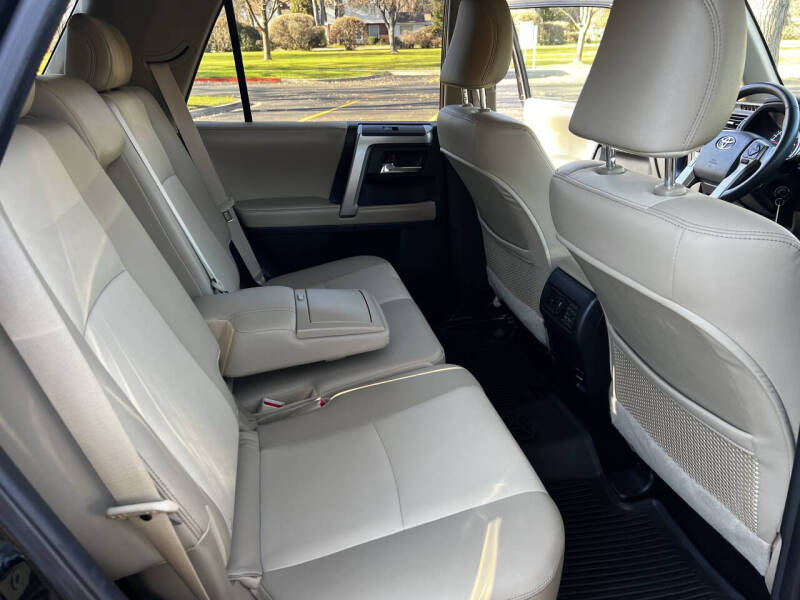 2017 Toyota 4Runner SR5 Premium