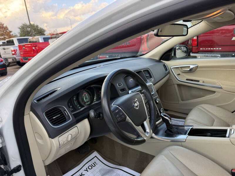 2014 Volvo S60 T5 Premier