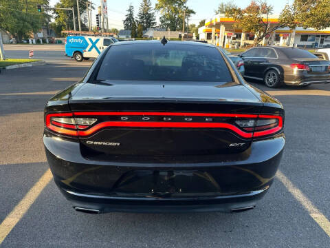 2017 Dodge Charger SXT