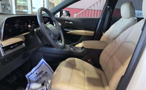 2024 Cadillac XT4 Luxury