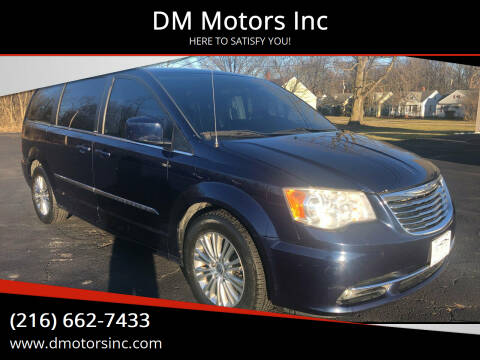 2014 Chrysler Town and Country for sale at DM Motors Inc in Maple Heights OH