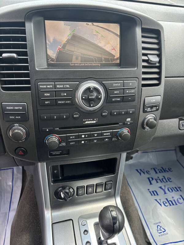2012 Nissan Pathfinder Silver Edition