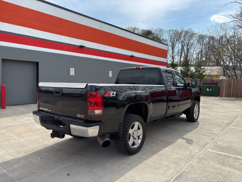 2011 GMC Sierra 2500HD SLT