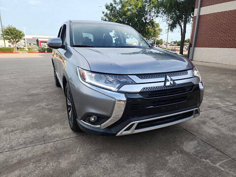2019 Mitsubishi Outlander for sale at AWESOME CARS LLC in Austin TX