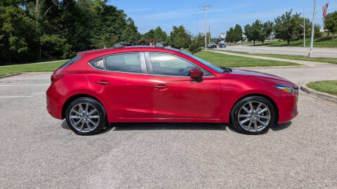 2018 Mazda MAZDA3 Touring