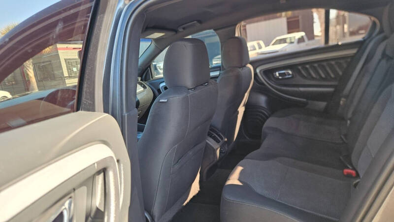 2016 Ford Taurus SEL