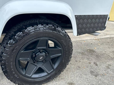 1992 Land Rover Defender