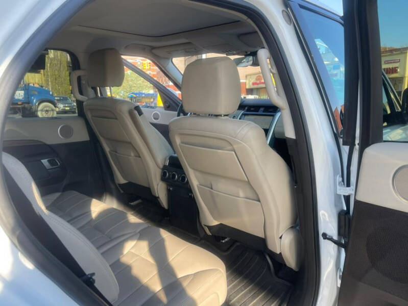 2017 Land Rover Discovery HSE