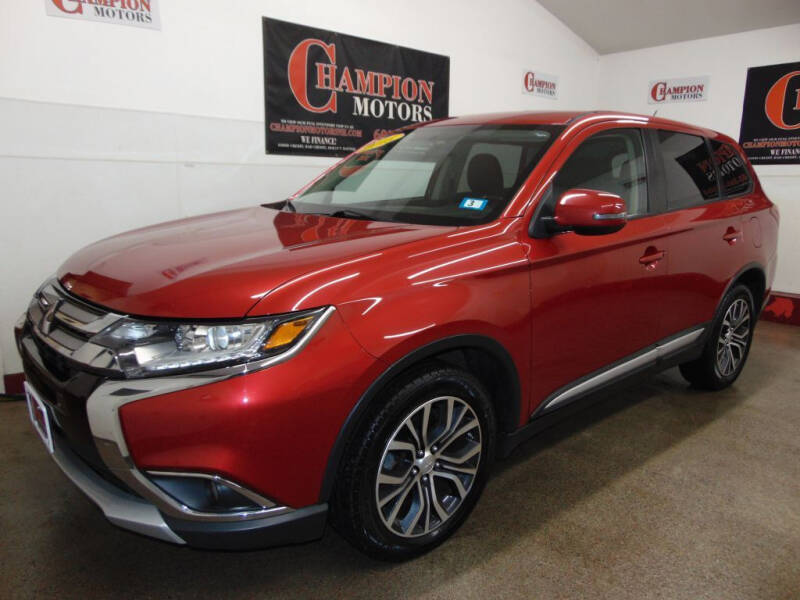 2016 Mitsubishi Outlander SE