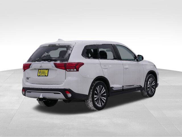 2020 Mitsubishi Outlander ES