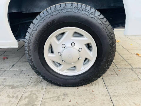 2013 Ford E-Series E-250