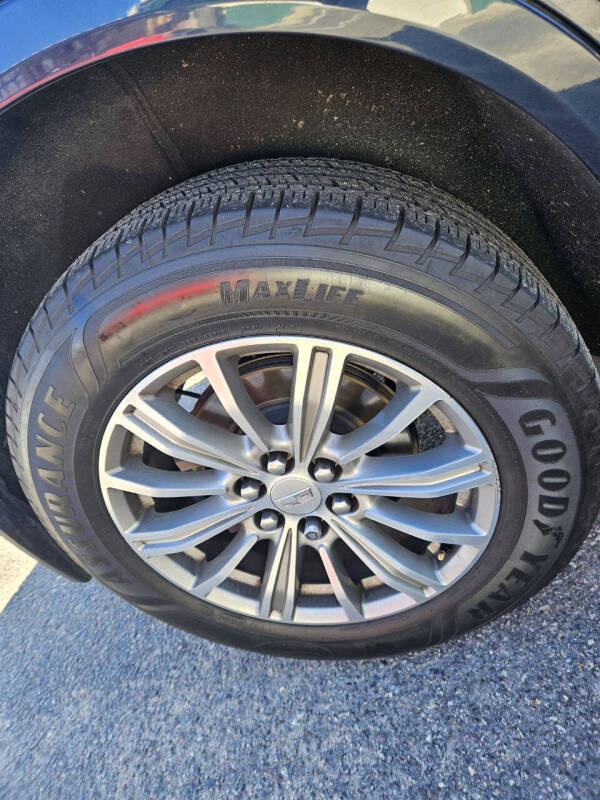 2017 Cadillac XT5 Luxury