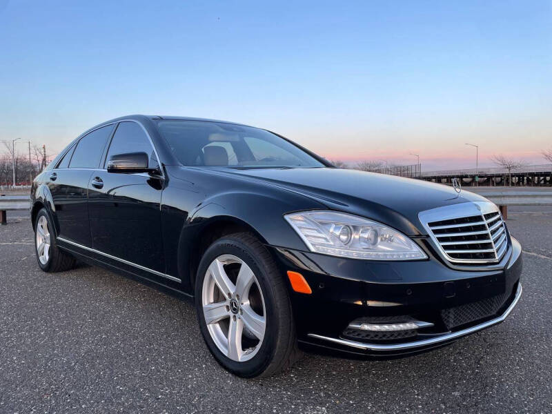 2013 Mercedes-Benz S-Class S 550 4MATIC