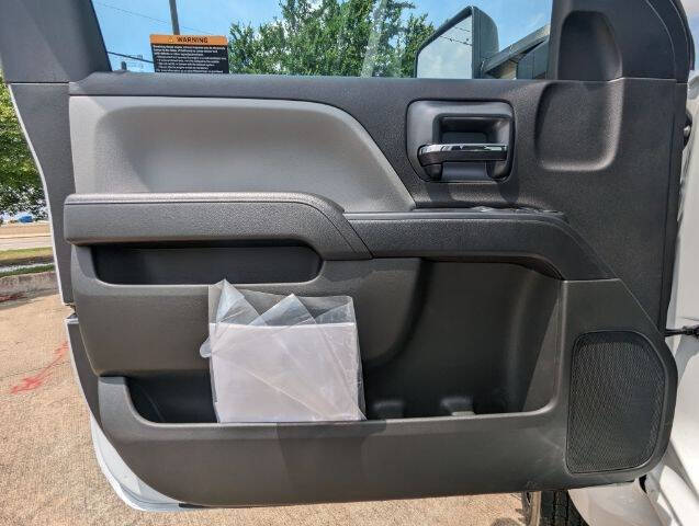 2024 Chevrolet Silverado 6500HD