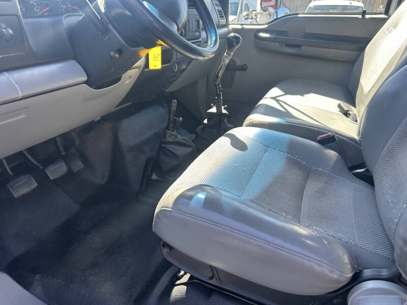 2004 Ford F-650 Super Duty