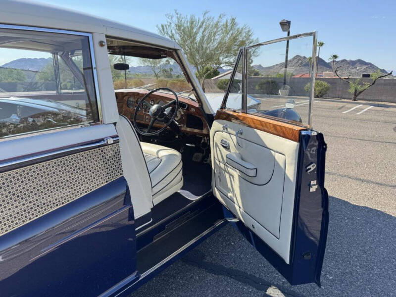 1965 Rolls-Royce Phantom V