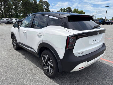 2025 Nissan Kicks SV