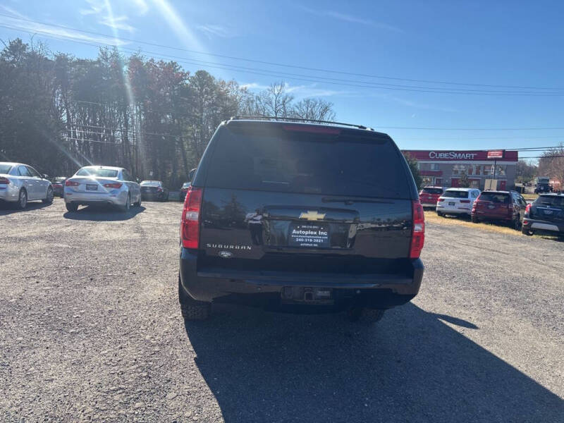 2014 Chevrolet Suburban LT