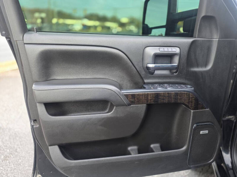 2016 GMC Sierra 2500HD Denali