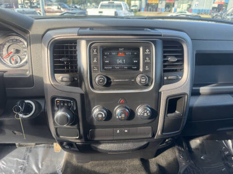 2017 RAM 1500 Express