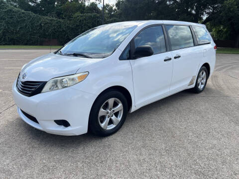 2013 Toyota Sienna L 7-Passenger