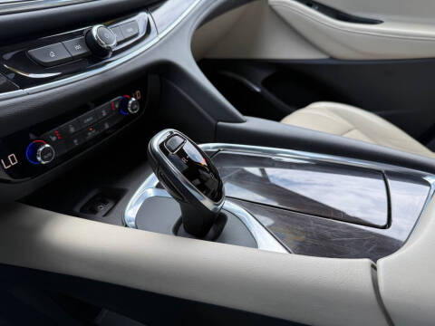 2018 Buick Enclave Essence