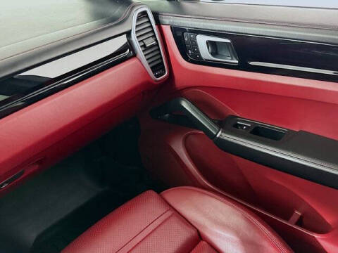 2022 Porsche Cayenne