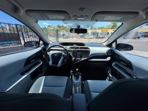 2012 Toyota Prius c