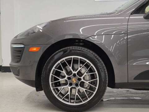 2016 Porsche Macan S