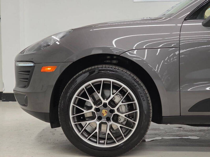 2016 Porsche Macan S