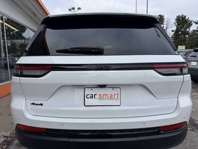 2022 Jeep Grand Cherokee Altitude