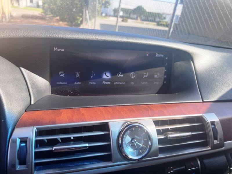 2017 Lexus LS 460