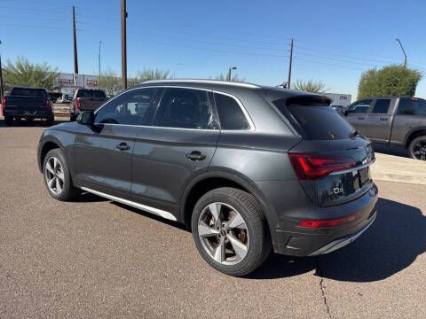 2023 Audi Q5 quattro Prestige 40 TFSI