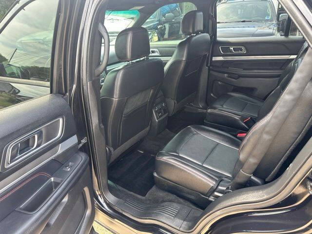 2017 Ford Explorer Sport