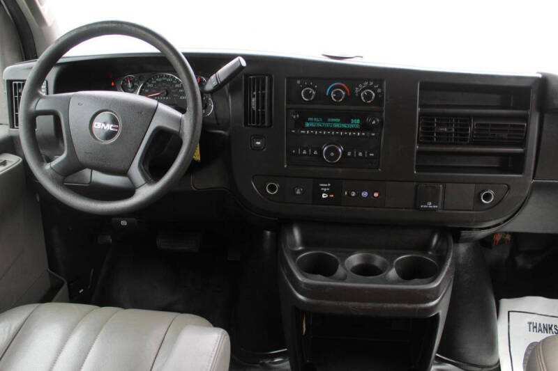 2020 GMC Savana 2500