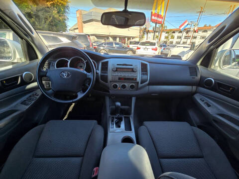 2005 Toyota Tacoma PreRunner V6