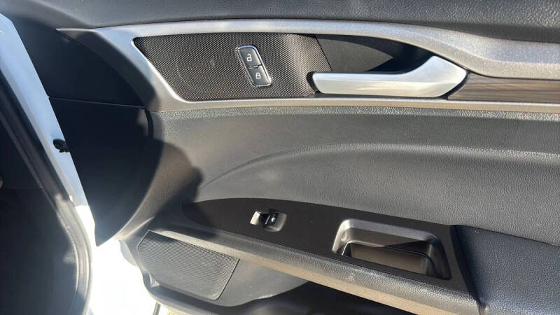 2019 Ford Fusion SEL