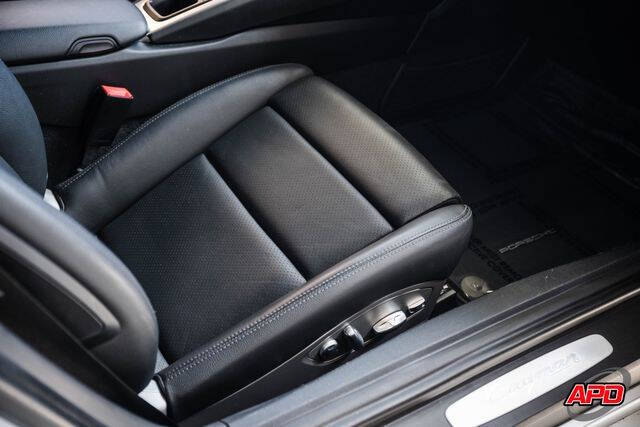 2014 Porsche Cayman