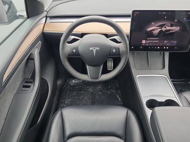 2024 Tesla Model Y Performance