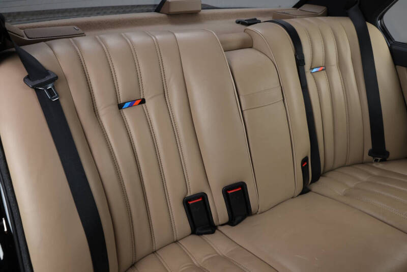 1988 BMW M5