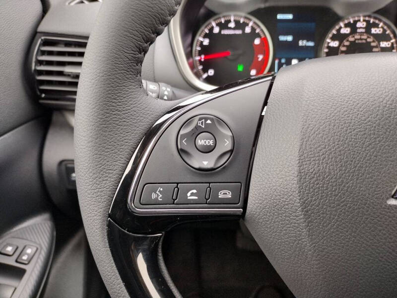 2026 Mitsubishi Eclipse Cross SE