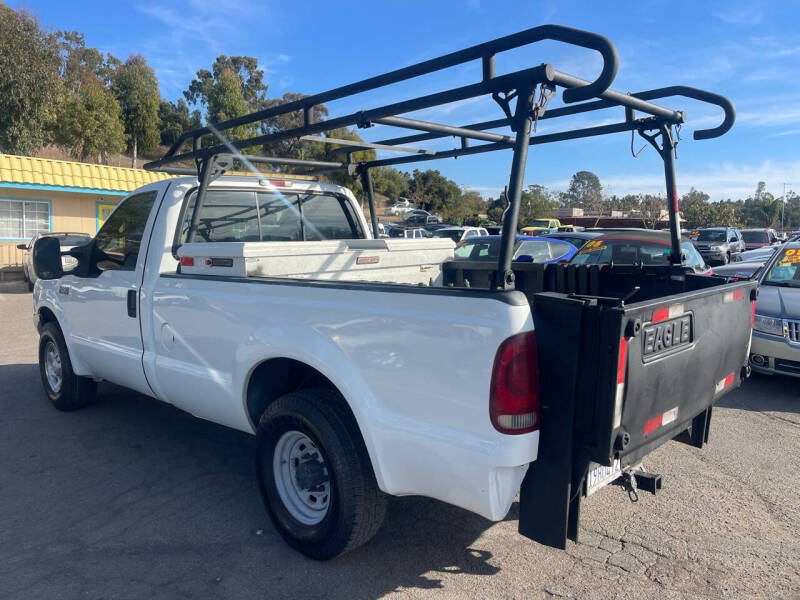 2004 Ford F-250 Super Duty XL photo 6