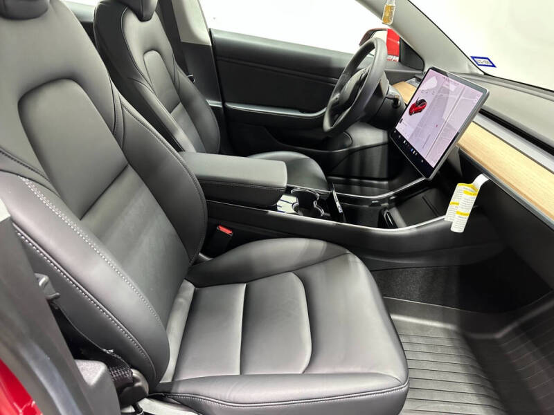 2019 Tesla Model 3 Mid Range