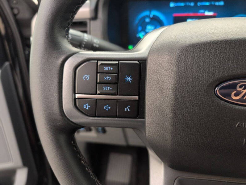 2025 Ford F-150 Lightning XLT