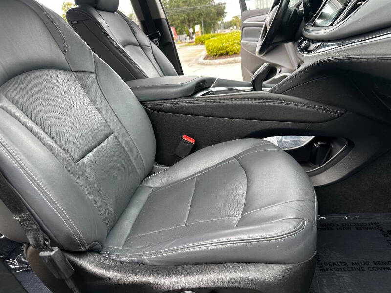 2018 Buick Enclave Essence