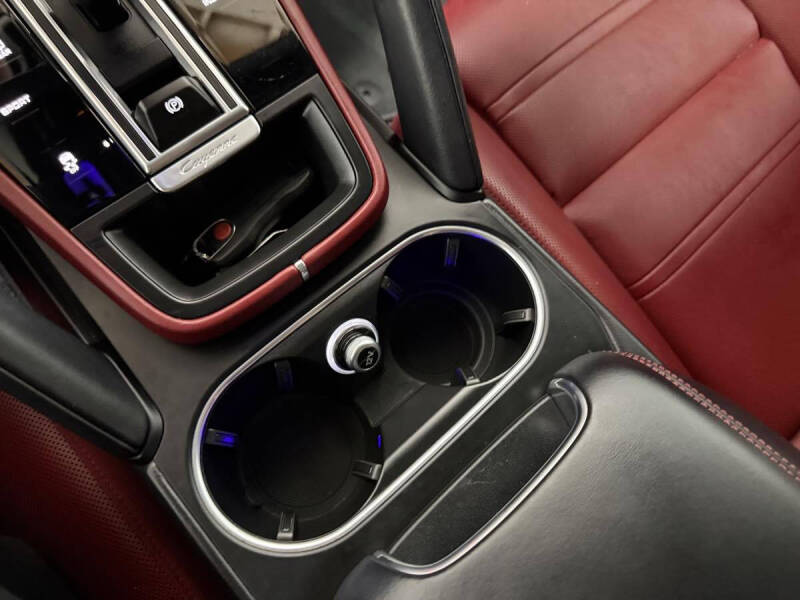 2022 Porsche Cayenne