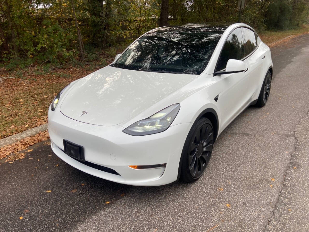 2022 Tesla Model Y for sale at Trading Solutions LLC in Buford, GA