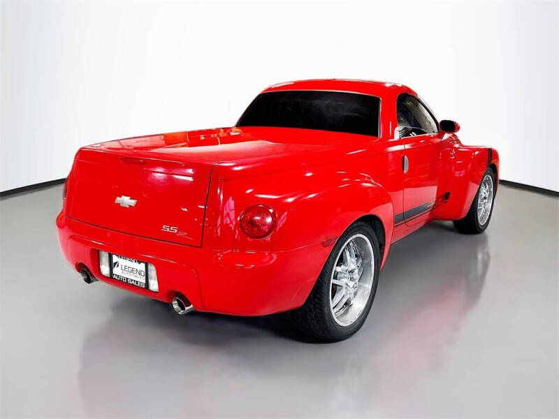 2004 Chevrolet SSR LS