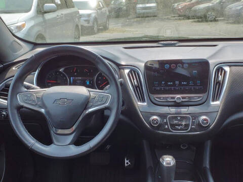 2017 Chevrolet Malibu LT